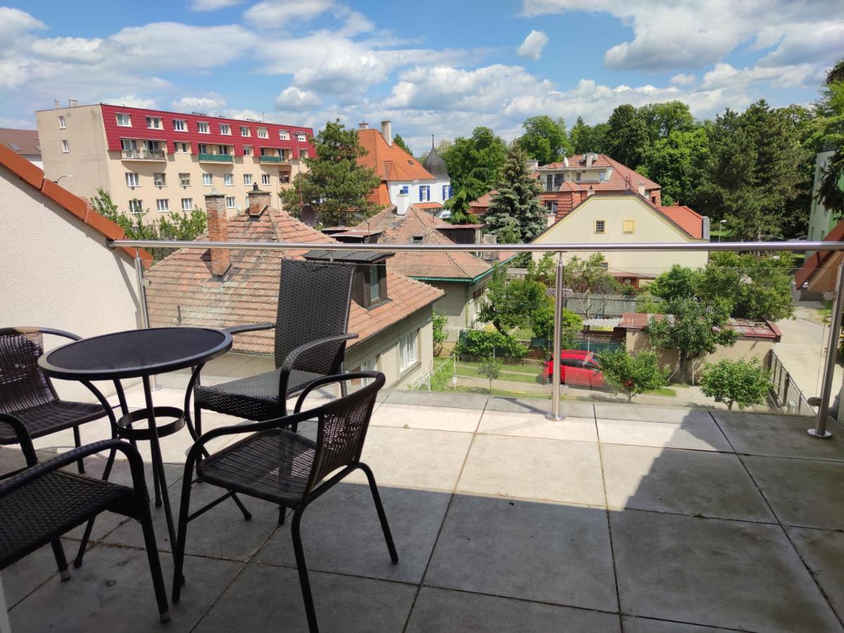 Attic Parkview Apartment Piest'any Esterno foto